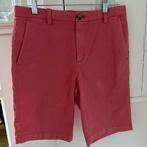 Boys' Vineyard Vines Nantucket Red Shorts - Size 16